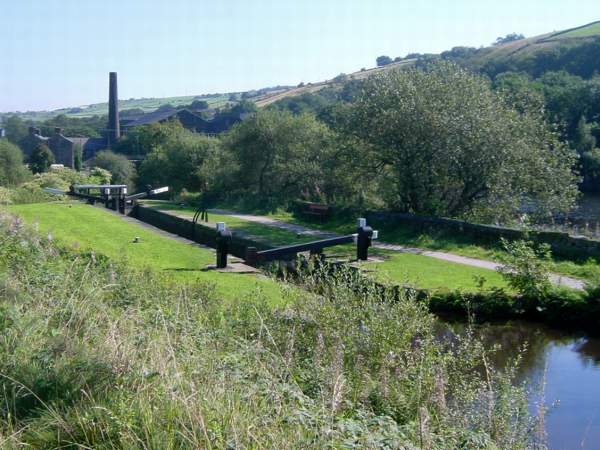 South Pennine Ring: top UK canal holiday destinations