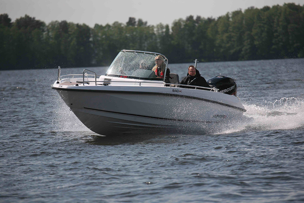 20-foot powerboats Flipper 640