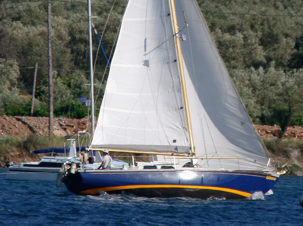 Nicholson 32: long keel yachts