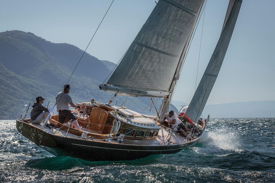 Spirit Yachts - Offering unique, timeless elegance.