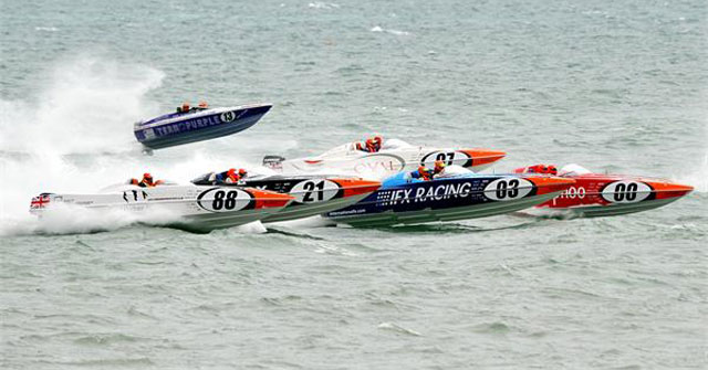 Powerboat stars head for Weymouth