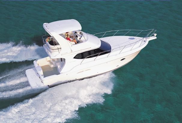 A Silverton 34 convertible cruiser out at sea